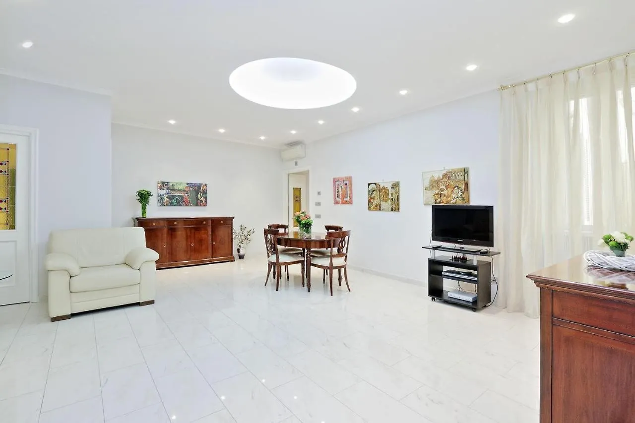 Apartment Luxury 2 Bed Flat - Close To Vatican Rome
