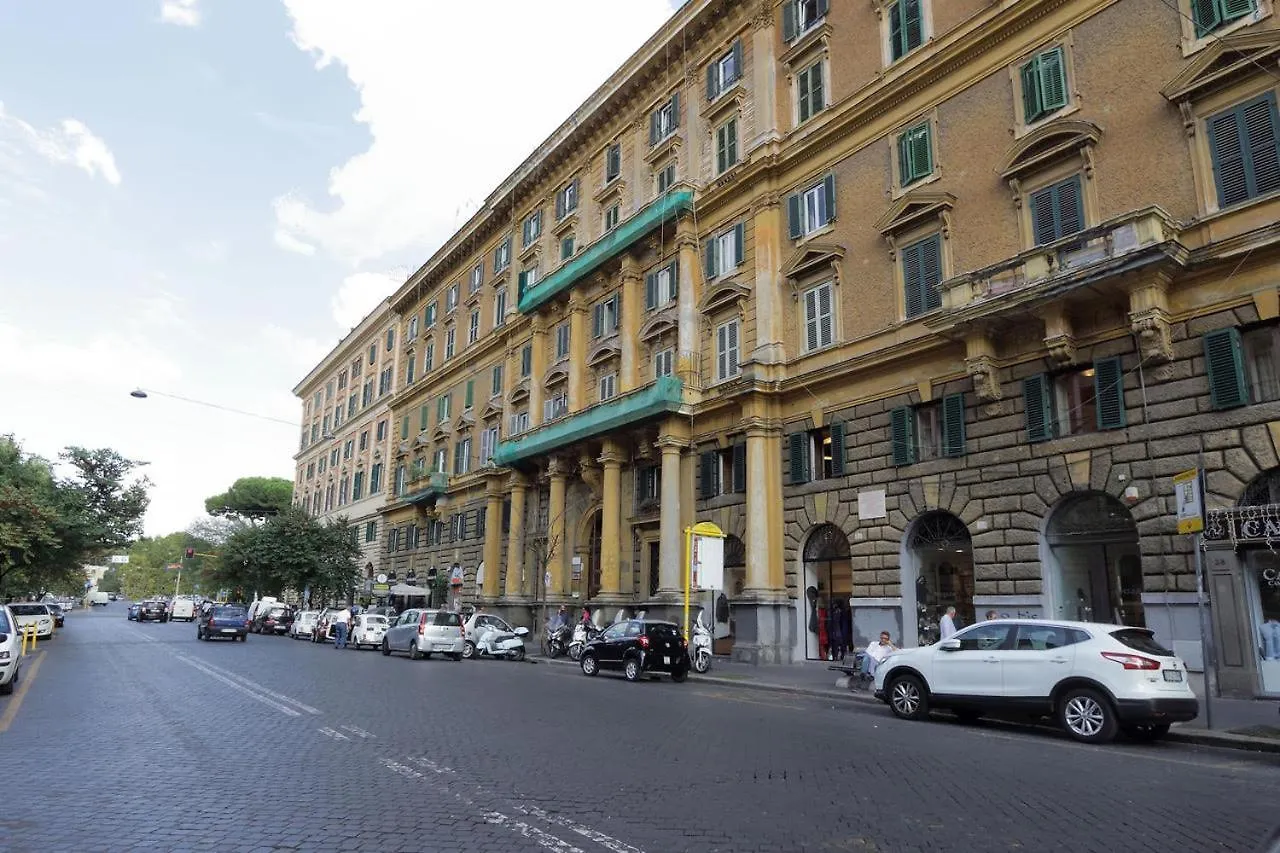 Luxury 2 Bed Flat - Close To Vatican Rome